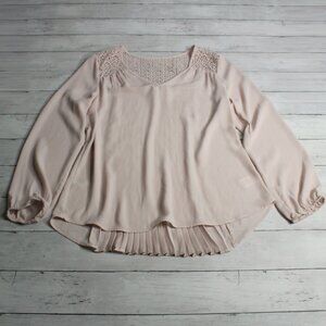 Black Rainn Women's Blouse Top Size M Pink Crochet Lace Pleated Long Sleeve